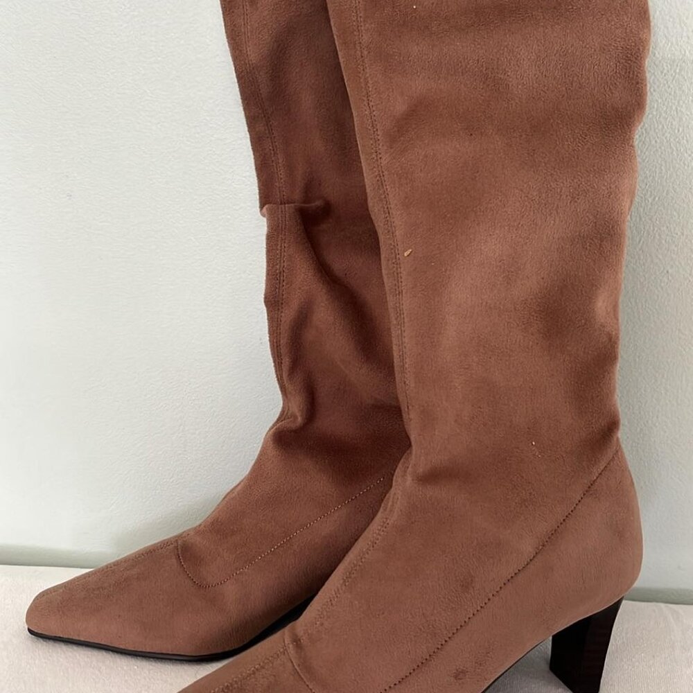 Karen Scott Empress Knee High Heeled Boots Sz7 NWOT Faux Leather Style Comfort